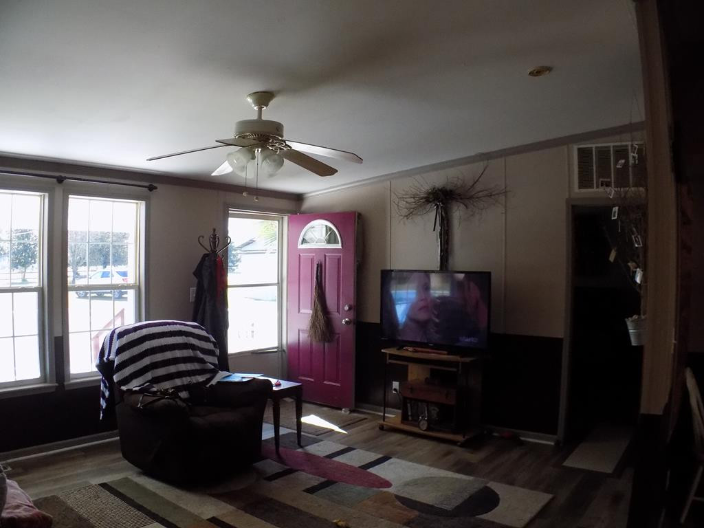 1595 Hudson Road Summerton, SC 29148 - Photo 6 of 13 Gallery Image 6