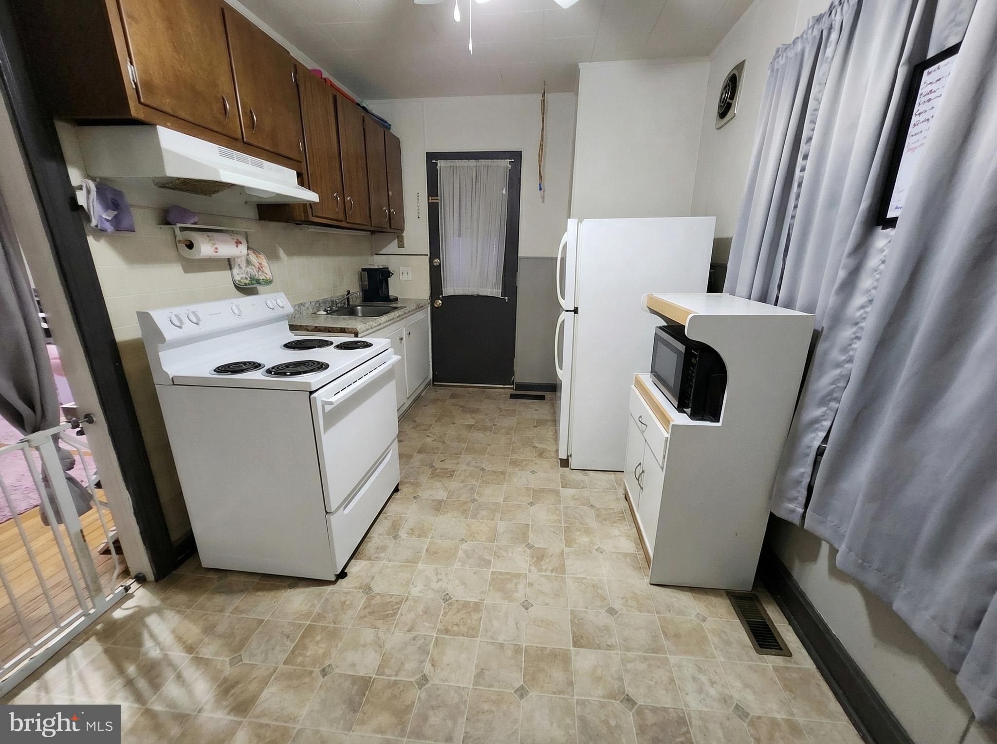 1150 East Philadelphia Street York, PA 17403 - Photo 6 of 19