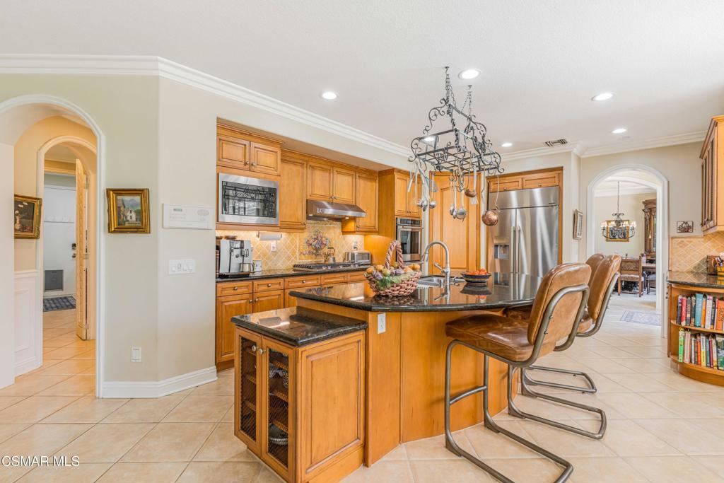 669 Noble Road Simi Valley, CA 93065 - Photo 17 of 71