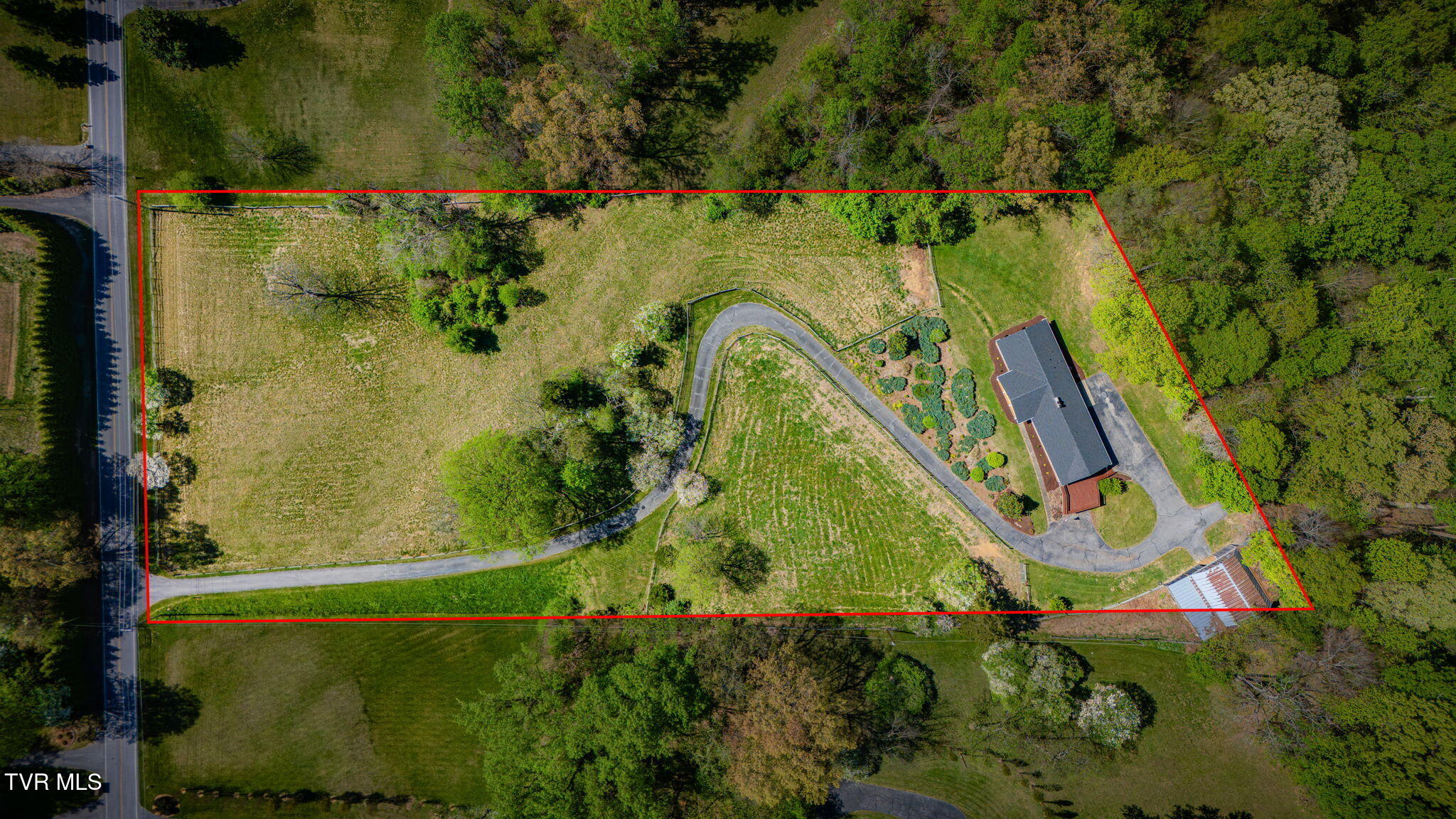 512 Hidden Valley Road Kingsport, TN 37663 - Photo 48 of 55 108a