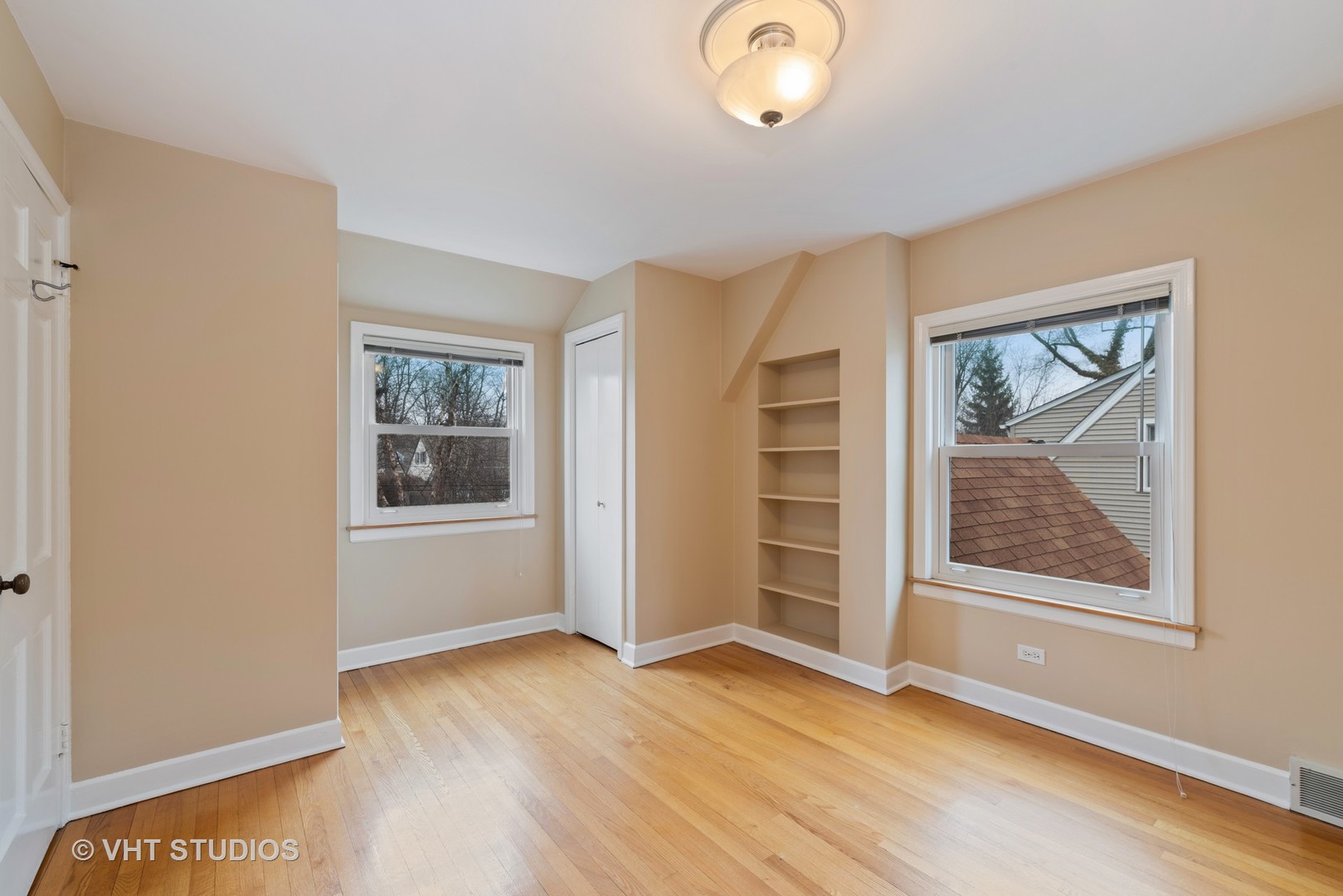 1942 Central Road Glenview, IL 60025 - Photo 14 of 22