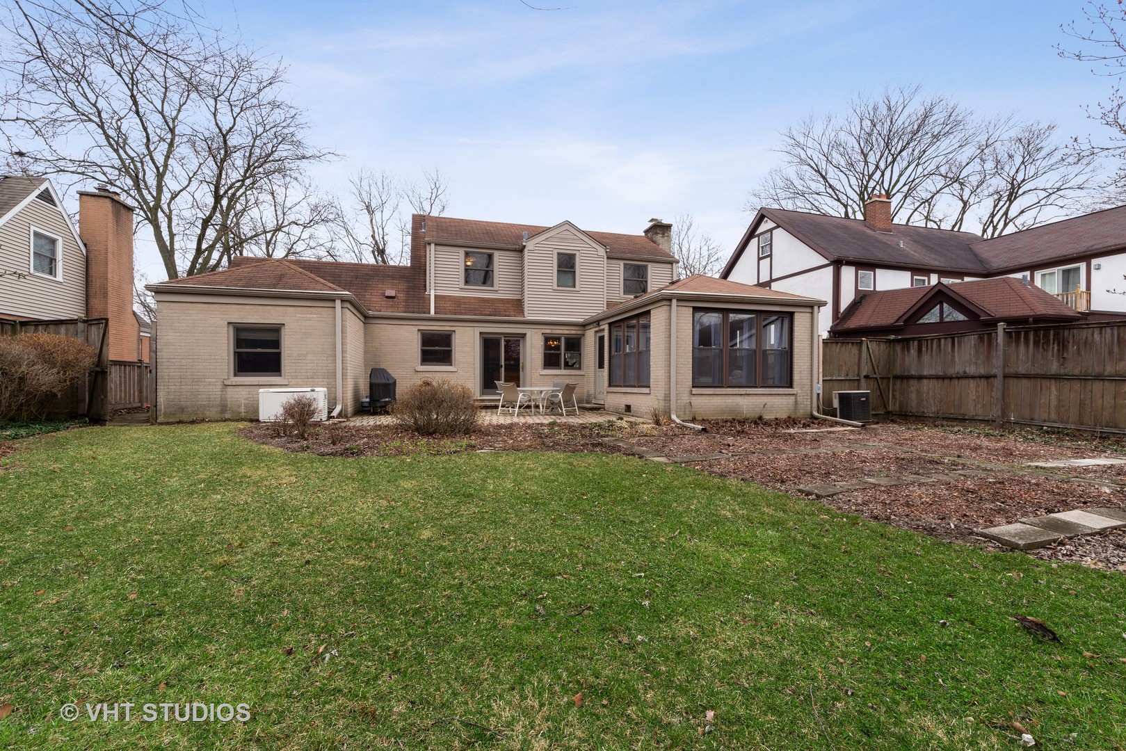 1942 Central Road Glenview, IL 60025 - Photo 16 of 22