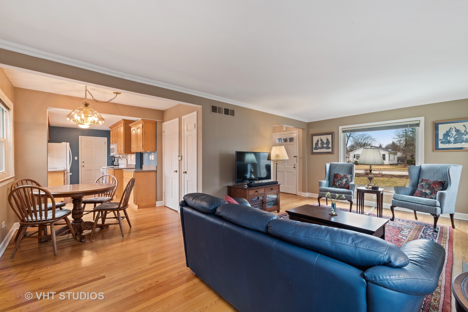 1942 Central Road Glenview, IL 60025 - Photo 5 of 22