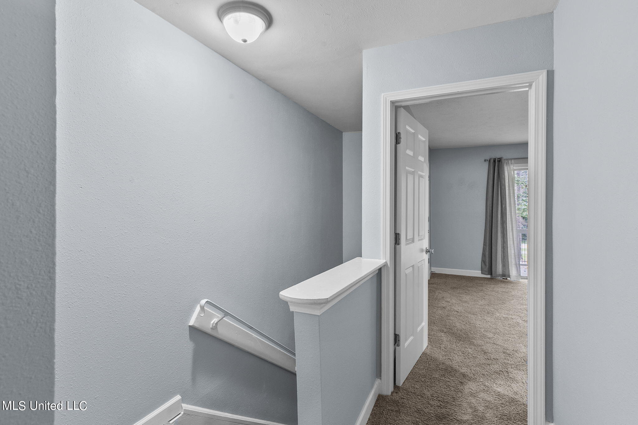 550 Post Road, Unit 102 Ridgeland, MS 39157 - Photo 18 of 37 pc barry stairs2