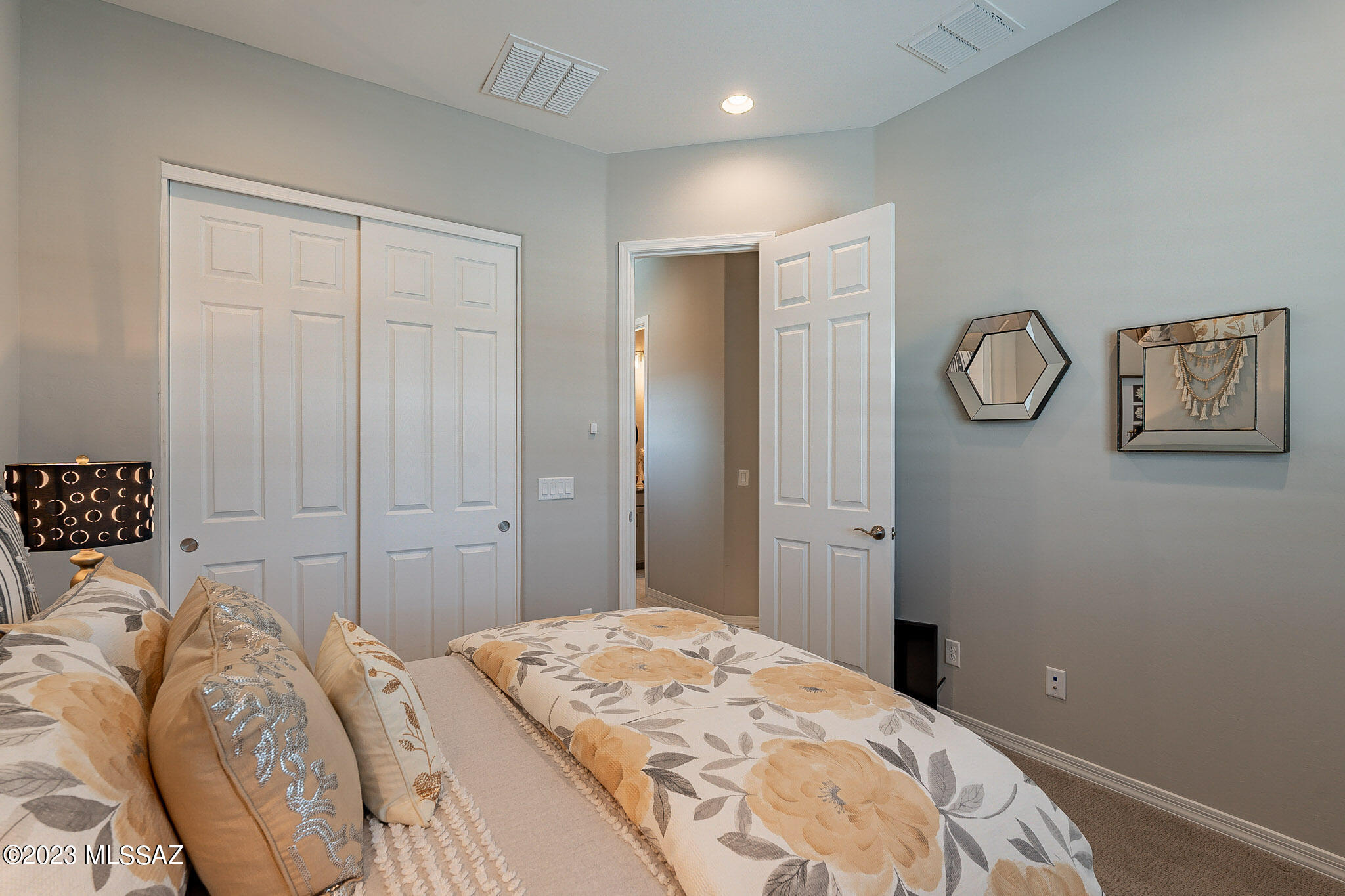 669 East Romsdalen Road Tucson, AZ 85755 - Photo 29 of 49