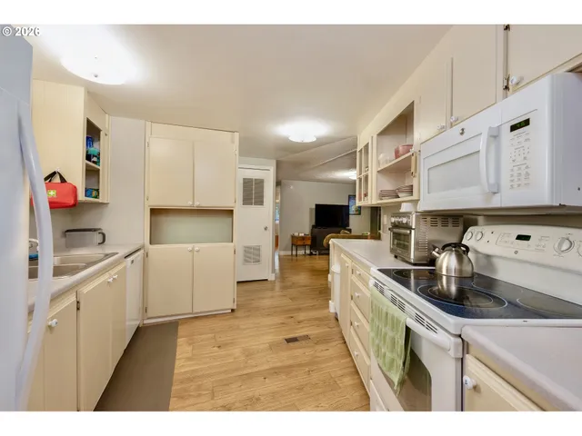 $154,900 | 1103 North Springbrook Road, Unit 50, Newberg, OR 97132