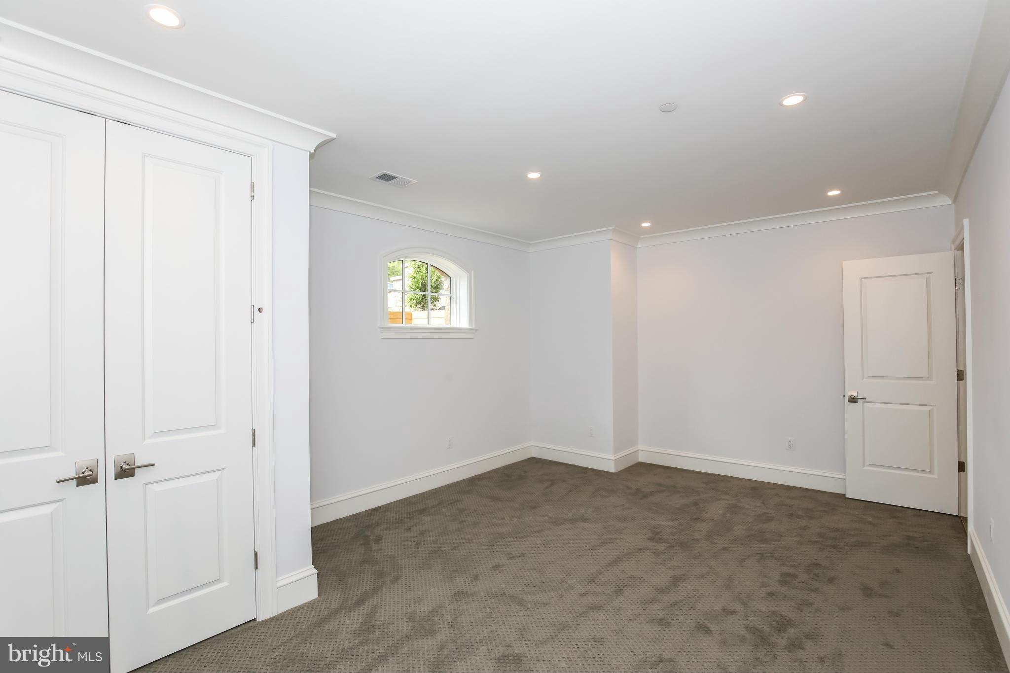 8701 Burning Tree Road Bethesda, MD 20817 - Photo 26 of 29 Exercise Room