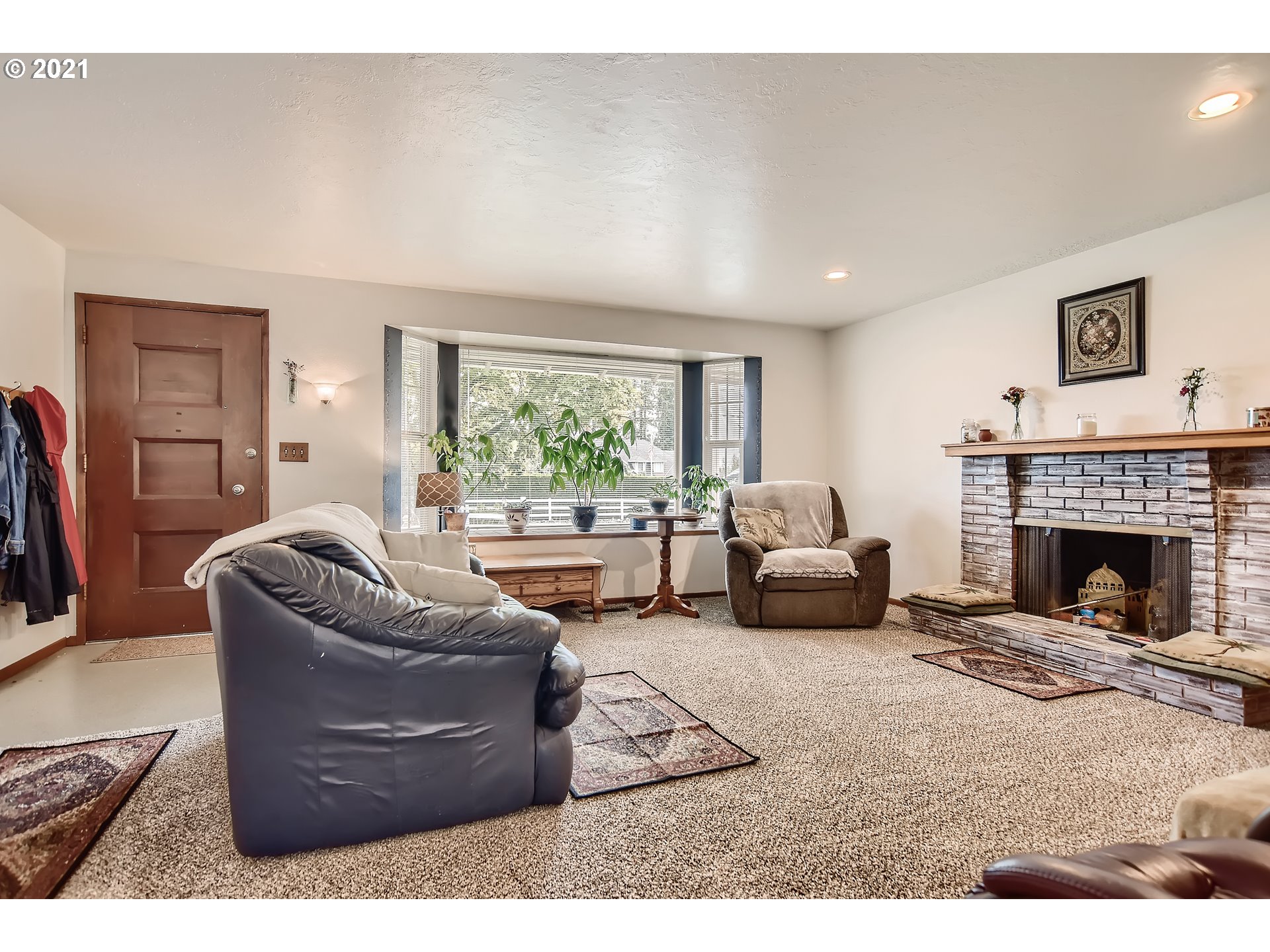 18141 South Grasle Road Oregon City, OR 97045 - Photo 6 of 30 Gallery Image 6