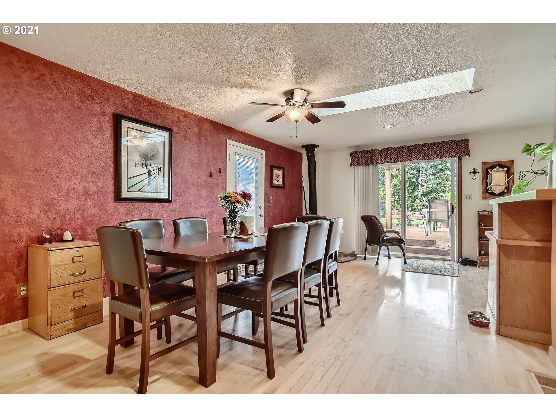 18141 South Grasle Road Oregon City, OR 97045 - Photo 9 of 30 Gallery Image 9