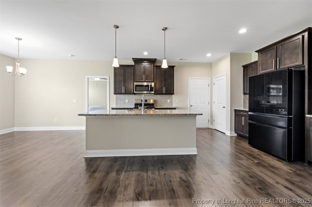 5427 Debut Avenue Hope Mills, NC 28348 - Photo 8 of 31