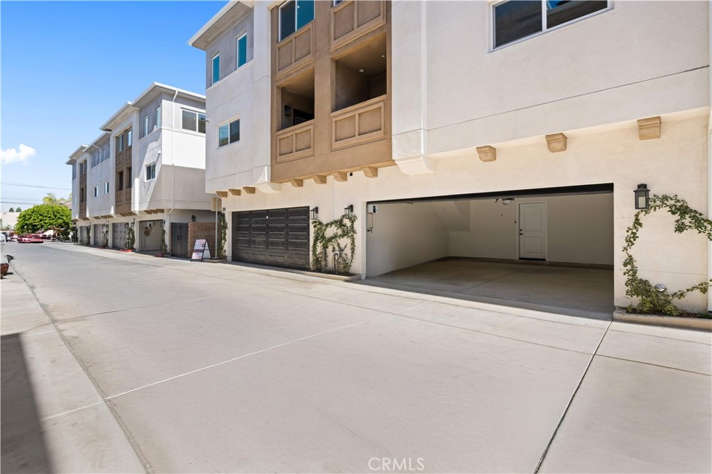 7692 9th Street, Unit 113 Buena Park, CA 90621 - Photo 34 of 41 a view of an outdoor space
