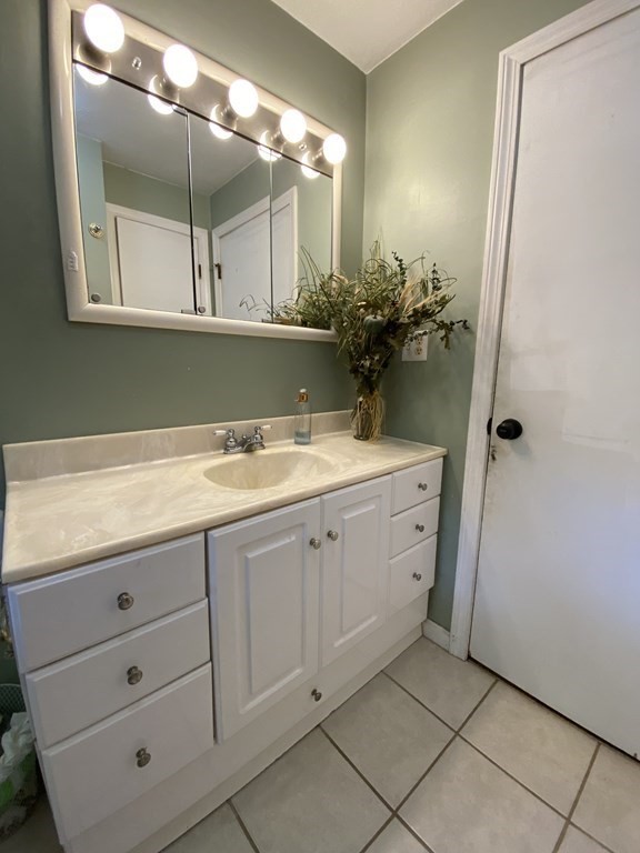 4 Rakeville Circle Bellingham, MA 02019 - Photo 15 of 41 Gallery Image 15