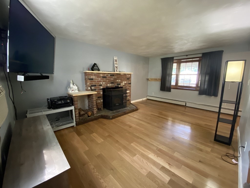 4 Rakeville Circle Bellingham, MA 02019 - Photo 4 of 41 Gallery Image 4
