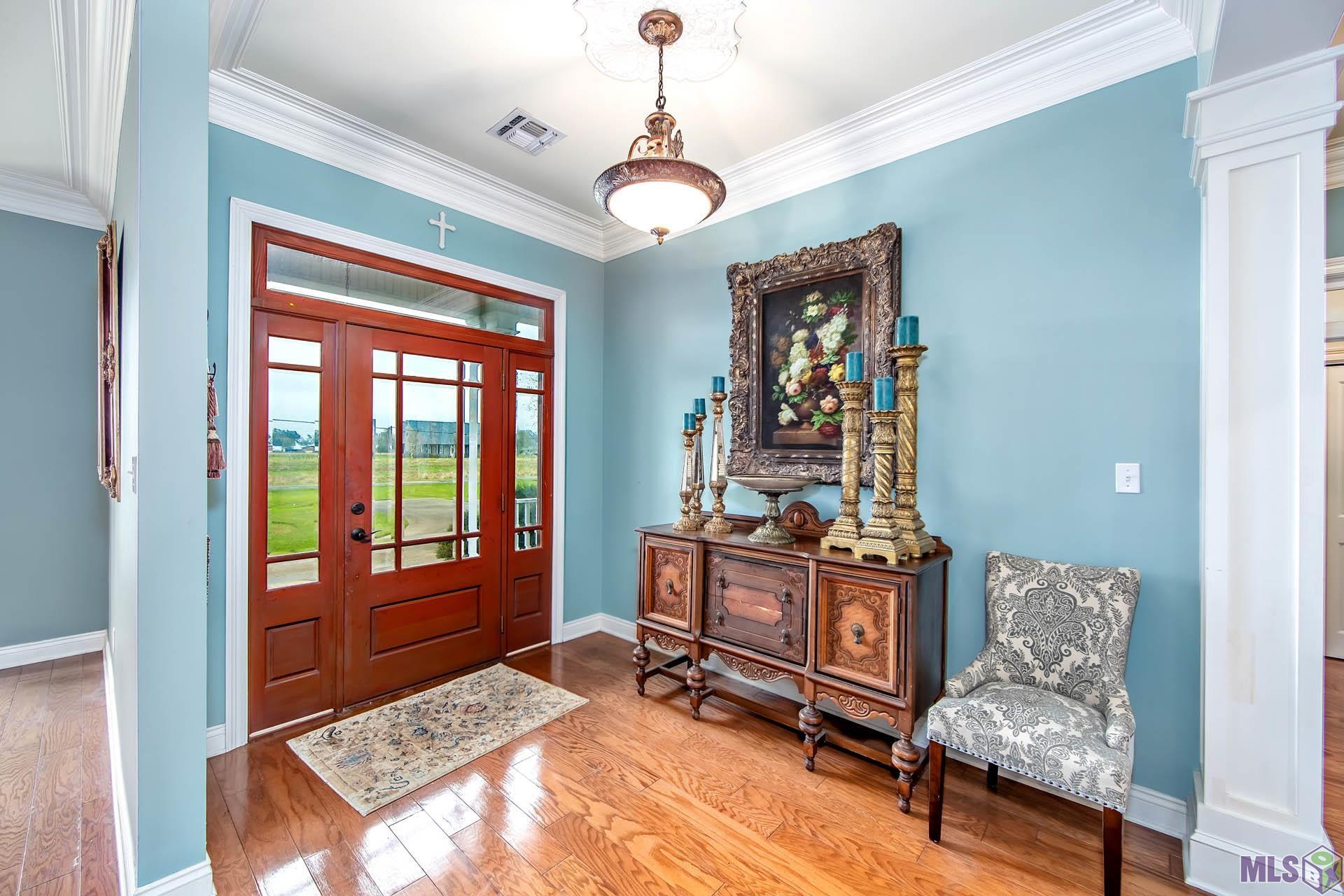 175 Breaux Street Raceland, LA 70394 - Photo 2 of 25