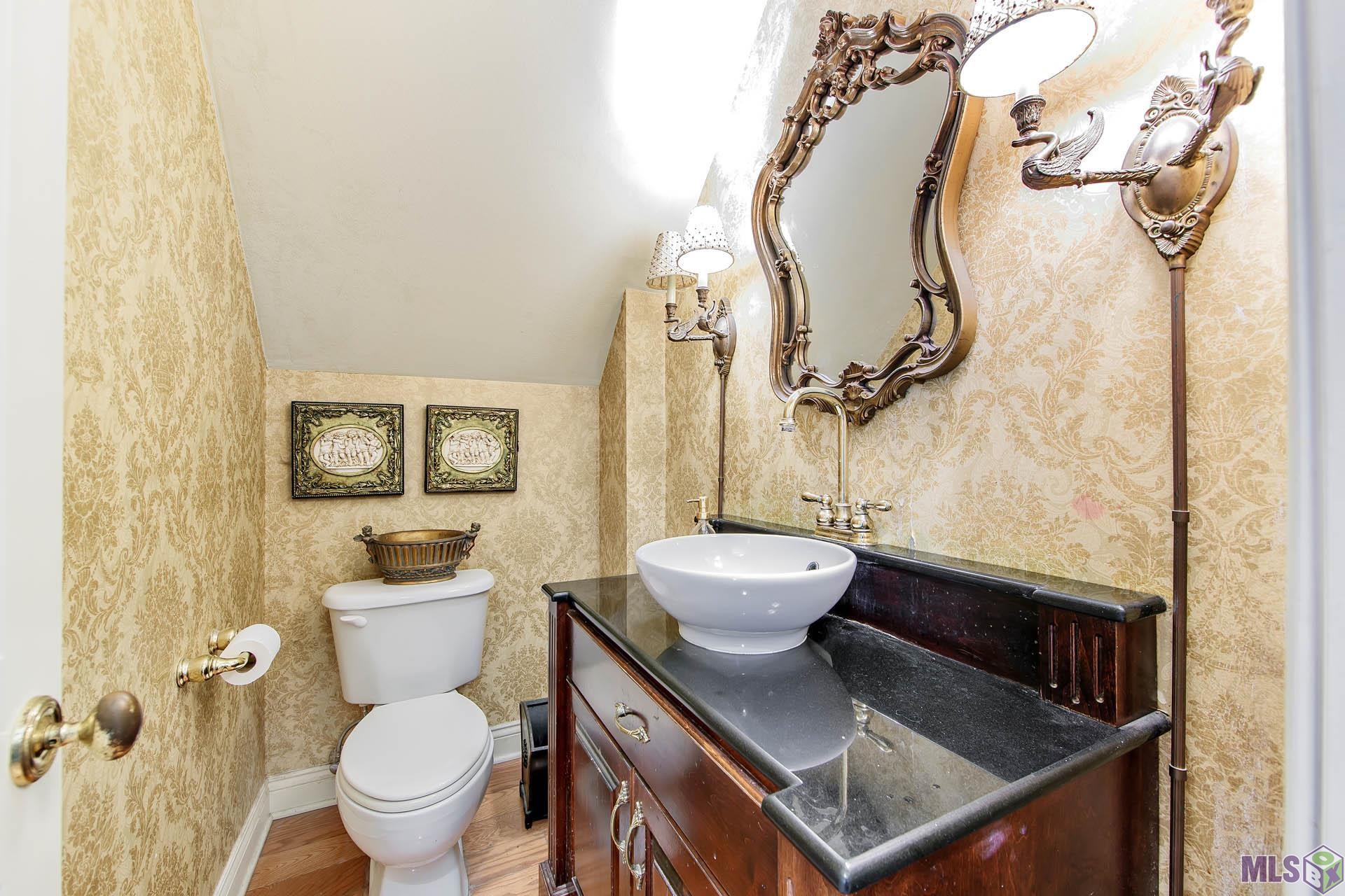 175 Breaux Street Raceland, LA 70394 - Photo 9 of 25 1/2 bath