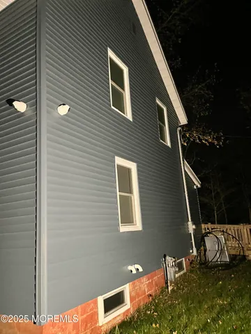 a view of street with view of building
