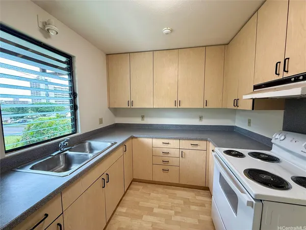 $3,500 | 1214 Nehoa Street, Unit A, Honolulu, HI 96822