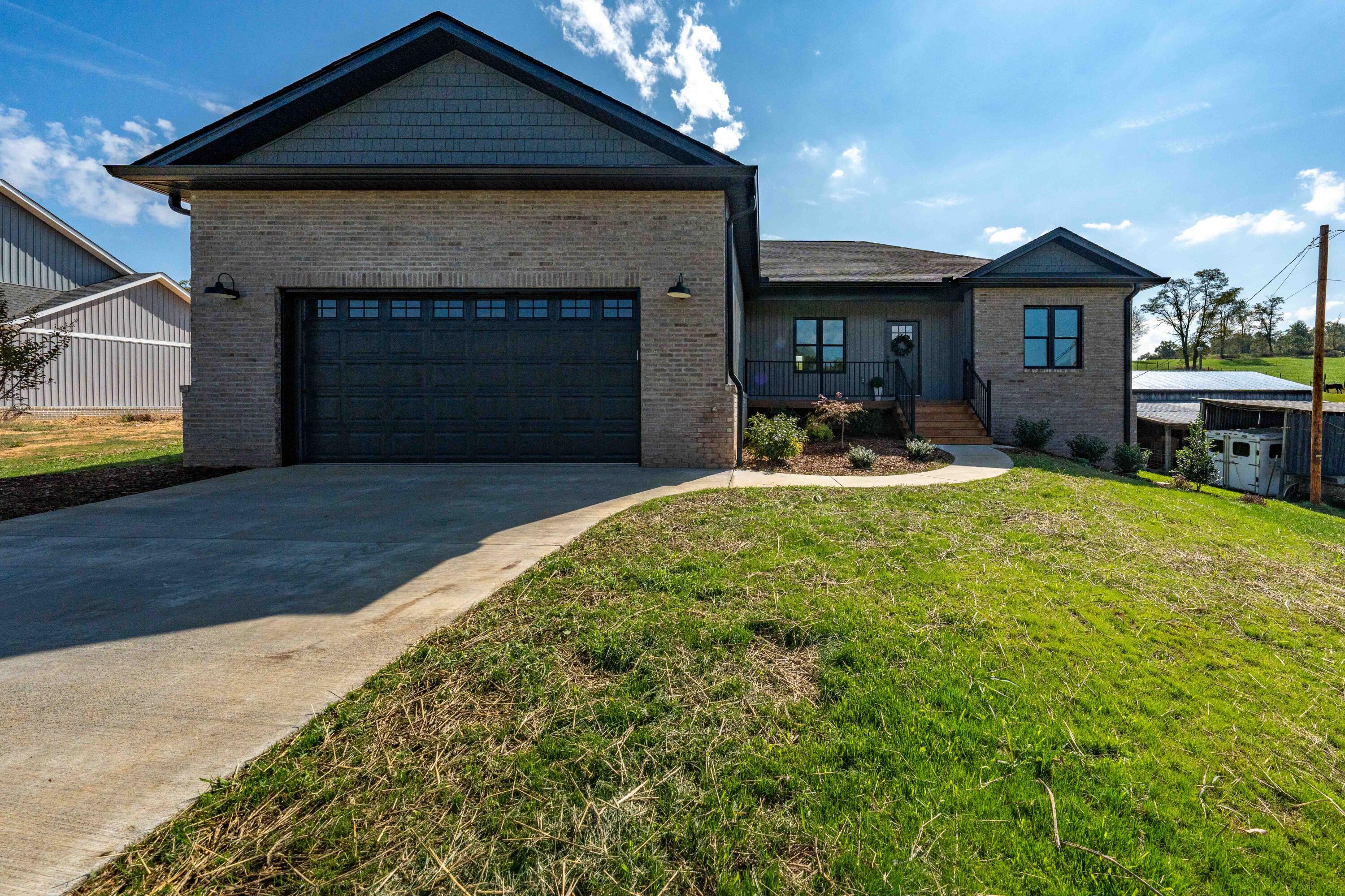 158 Hulse Road Jonesborough, TN 37659 - Photo 1 of 49 158 Hulse Rd (6 of 65)