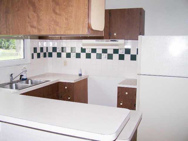 2788 Fleet Road Columbus, OH 43232 - Photo 4 of 5 Gallery Image 4