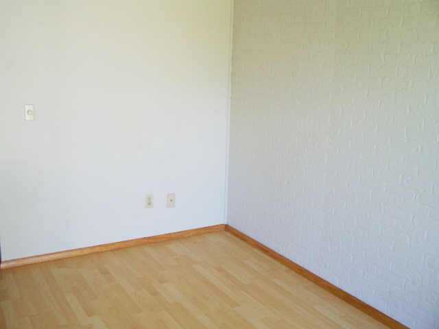 2788 Fleet Road Columbus, OH 43232 - Photo 5 of 5 Gallery Image 5