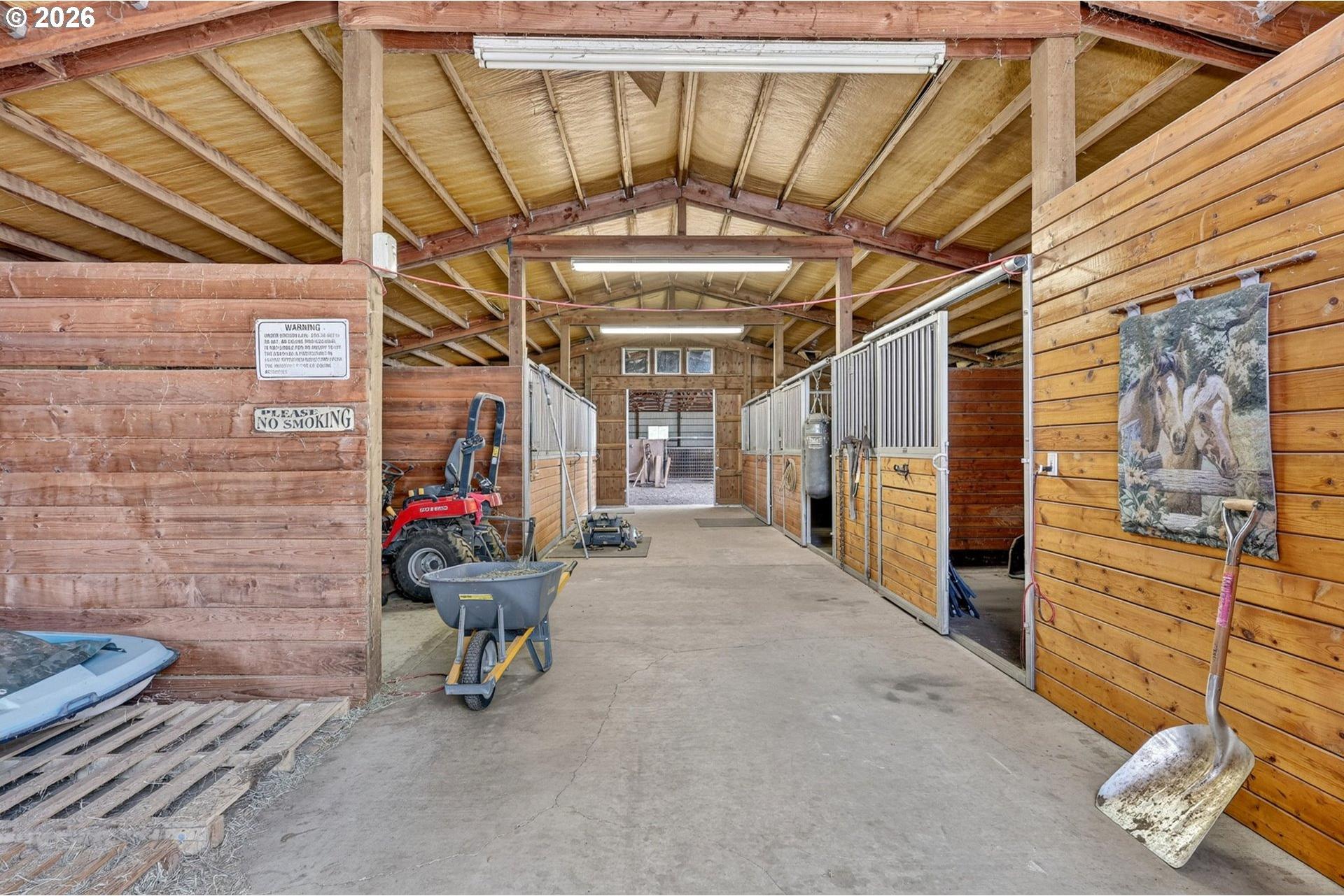 20860 South Springwater Road Estacada, OR 97023 - Photo 38 of 43 Gallery Image 38