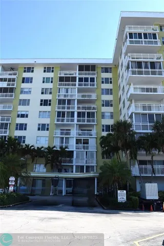 $149,000 | 4400 Hillcrest Drive, Unit 605A, Hollywood, FL 33021