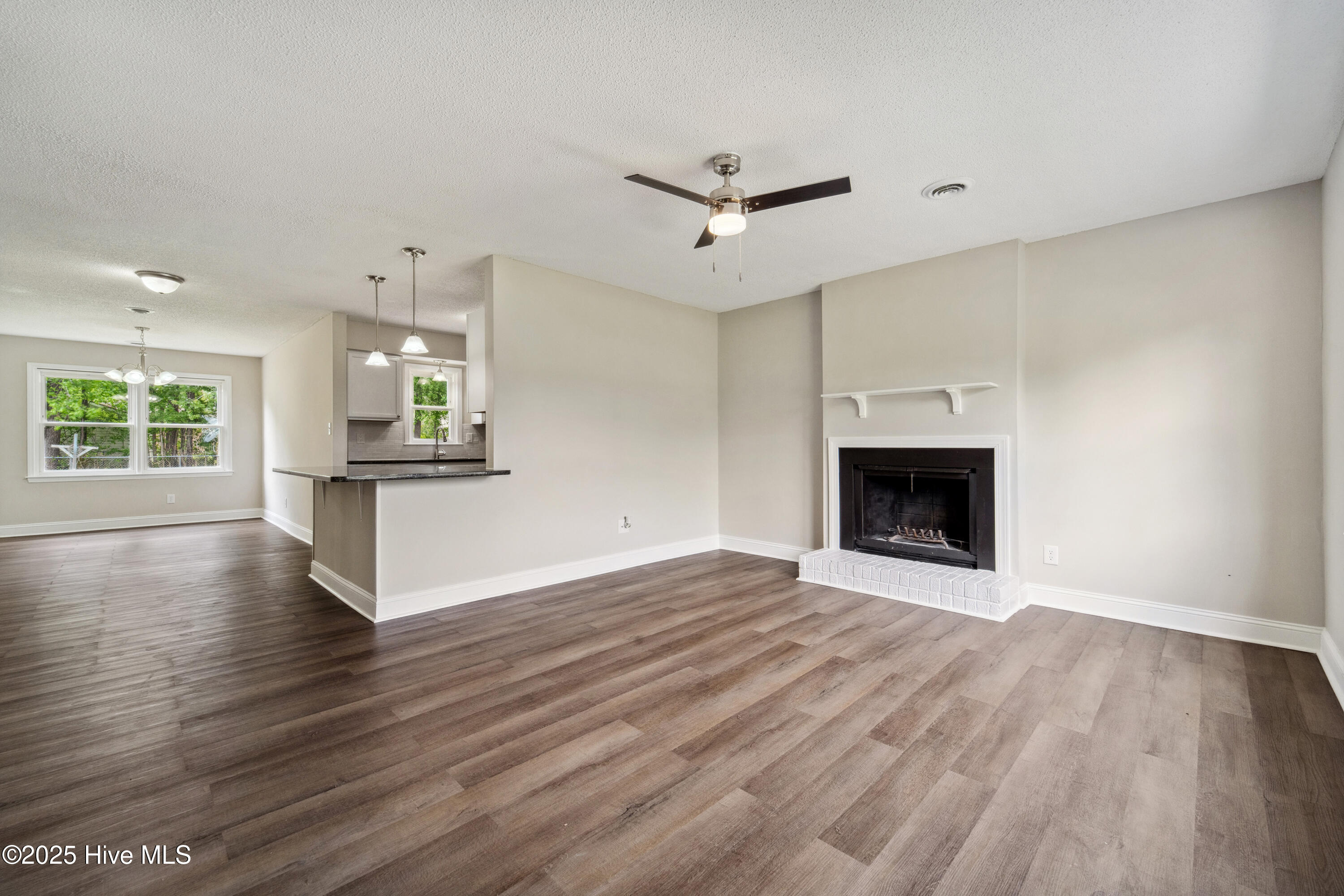 109 Shipman Road Havelock, NC 28532 - Photo 4 of 27 DSC08628