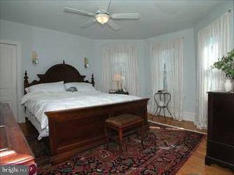 27 West Mill Road Flourtown, PA 19031 - Photo 3 of 5