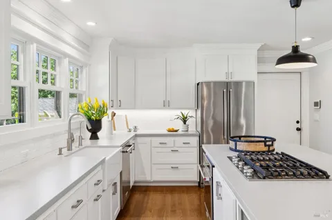 $1,650,000 | 21730 Burndale Road, Sonoma, CA 95476