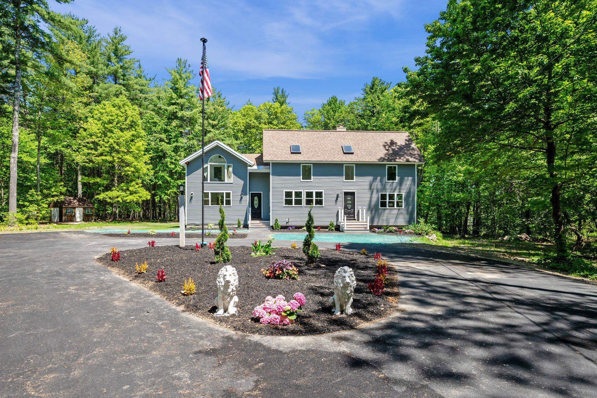 20 Hawkewood Road Sandown, NH 03873 - Photo 3 of 60