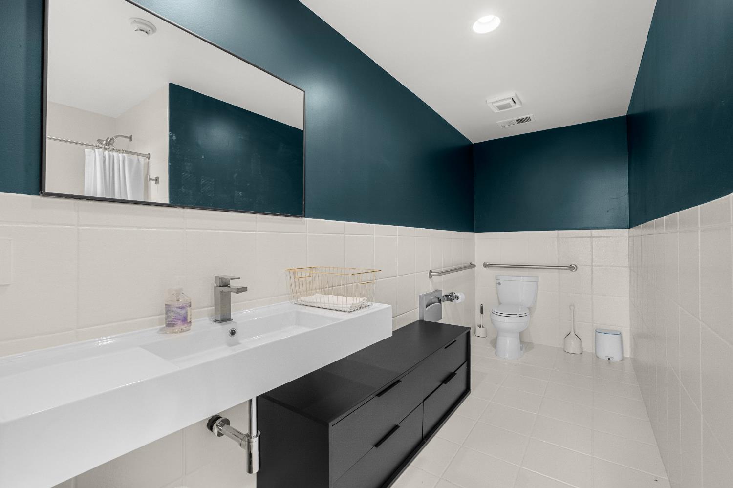 3000 Alexandrite Drive Rescue, CA 95672 - Photo 20 of 77