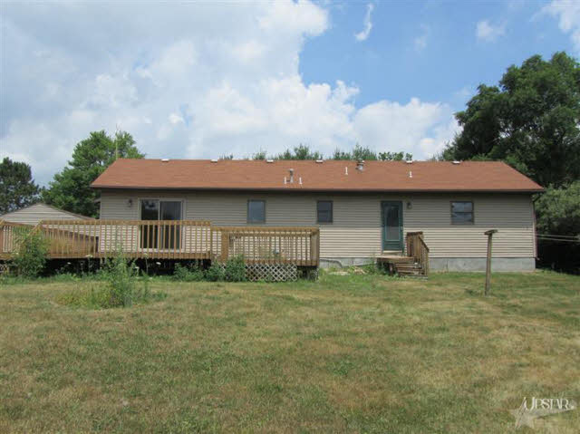 11417 Watterson Road Churubusco, IN 46723 - Photo 2 of 14