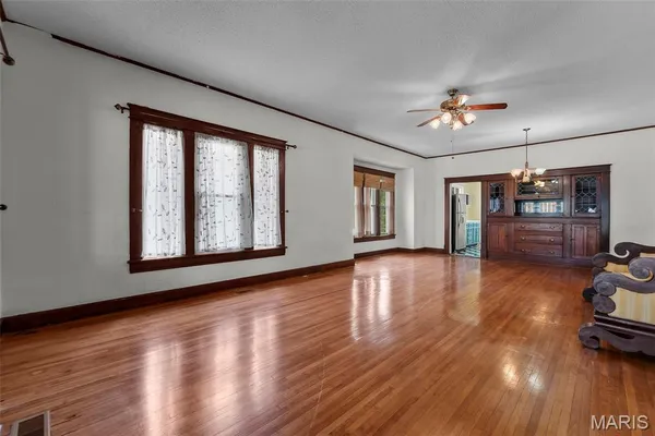 $149,900 | 411 East Maple Street, Scott City, MO 63780