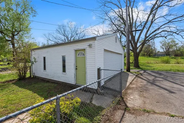 $149,900 | 411 East Maple Street, Scott City, MO 63780