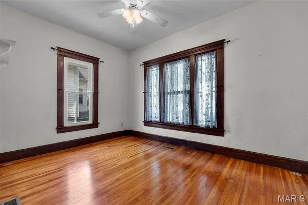 $149,900 | 411 East Maple Street, Scott City, MO 63780