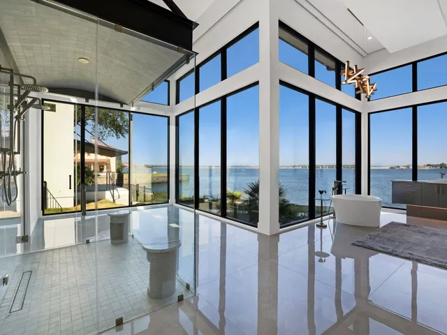 a view of an entryway with a balcony