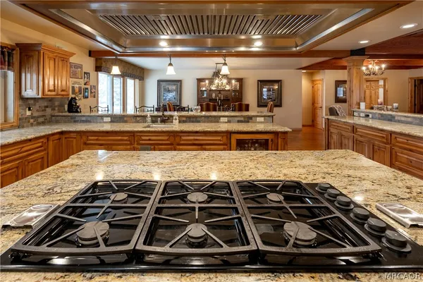 $1,695,000 | 42028 Sky View Ridge, Big Bear Lake, CA 92315