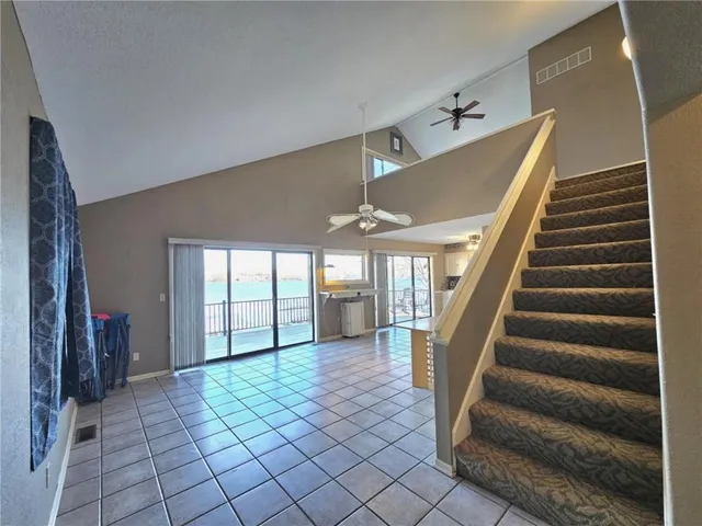 $648,000 | 569 Sunrise Acres Point, Sunrise Beach, MO 65079