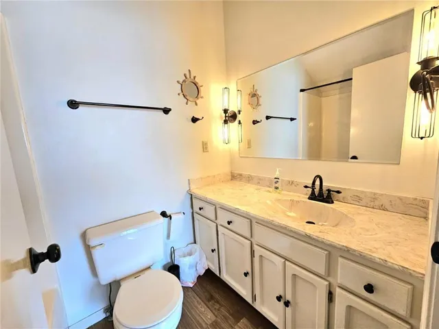 $648,000 | 569 Sunrise Acres Point, Sunrise Beach, MO 65079