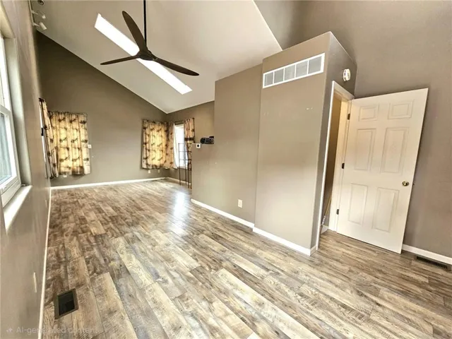 $648,000 | 569 Sunrise Acres Point, Sunrise Beach, MO 65079