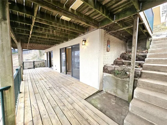 $648,000 | 569 Sunrise Acres Point, Sunrise Beach, MO 65079