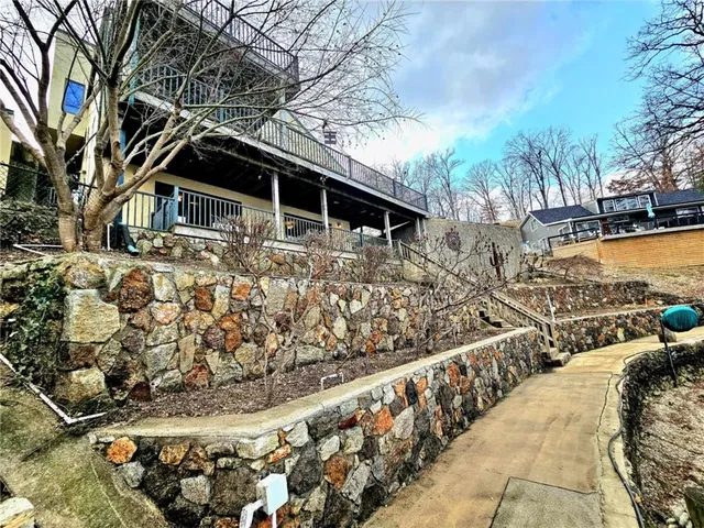 $648,000 | 569 Sunrise Acres Point, Sunrise Beach, MO 65079