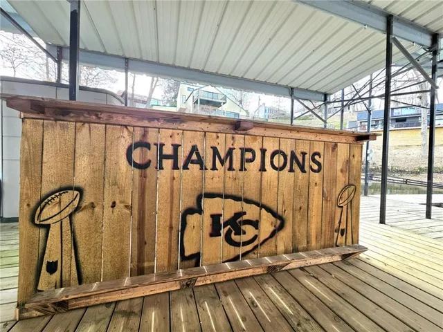 $648,000 | 569 Sunrise Acres Point, Sunrise Beach, MO 65079