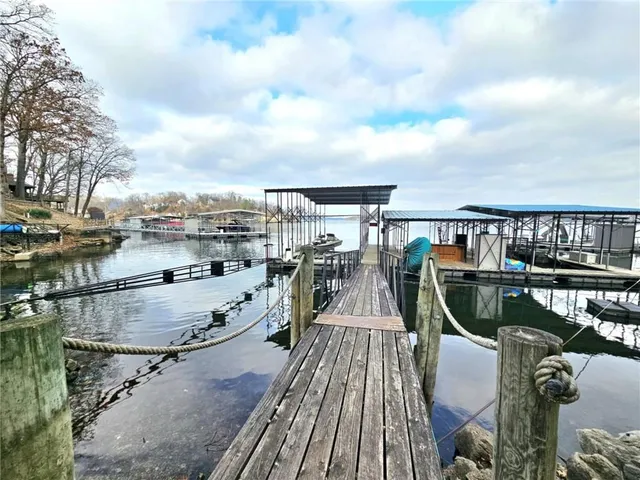 $648,000 | 569 Sunrise Acres Point, Sunrise Beach, MO 65079