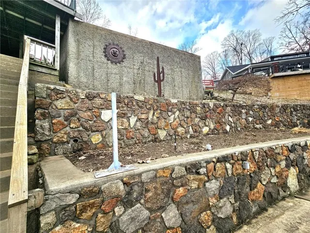 $648,000 | 569 Sunrise Acres Point, Sunrise Beach, MO 65079