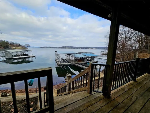 $648,000 | 569 Sunrise Acres Point, Sunrise Beach, MO 65079