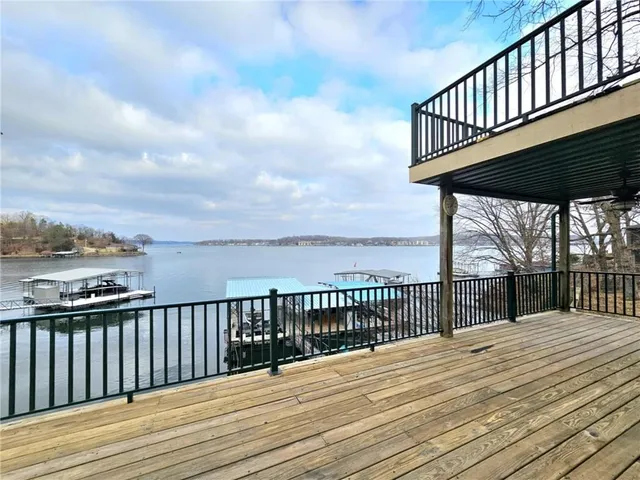 $648,000 | 569 Sunrise Acres Point, Sunrise Beach, MO 65079