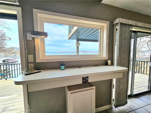 $648,000 | 569 Sunrise Acres Point, Sunrise Beach, MO 65079