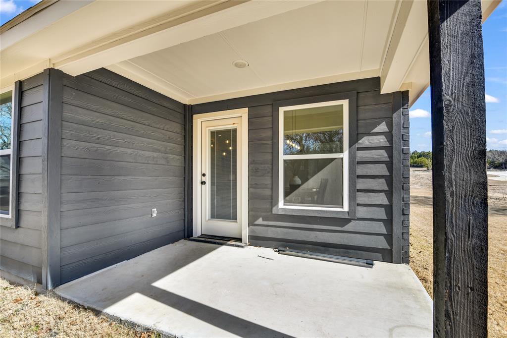 2044 Redemption Drive Weatherford, TX 76088 - Photo 29 of 30 a backyard of a house