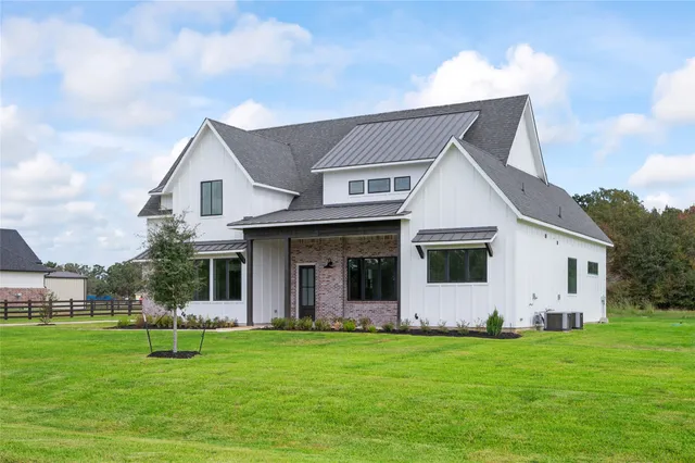 a house view with a garden space